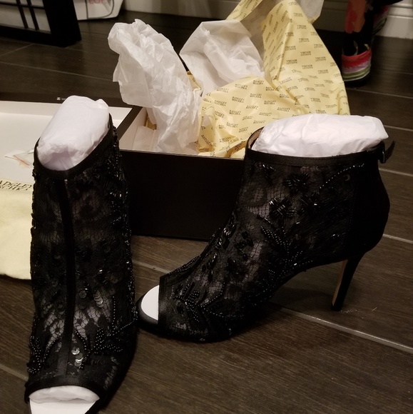 🏷SALE Badgley Mischka- Moyra Satin Lace Peep Toe - Picture 2 of 7